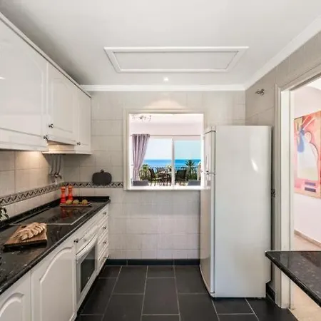 Jazmin Miraflores Sensational View! Pool, Terrace, Wifi *