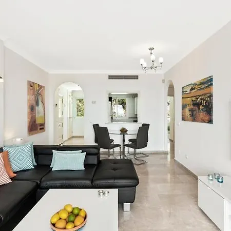 Jazmin Miraflores Sensational View! Pool, Terrace, Wifi 아파트 *