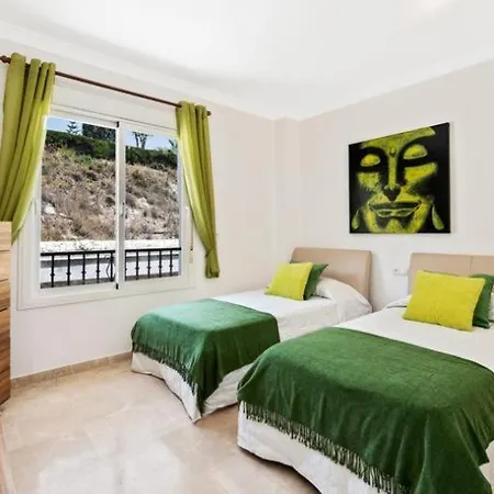 Jazmin Miraflores Sensational View! Pool, Terrace, Wifi