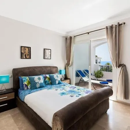 Jazmin Miraflores Sensational View! Pool, Terrace, Wifi *